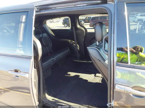 2C4RC1GG2LR269618 2020 CHRYSLER PACIFICA - Image 8