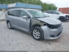 2C4RC1GG2LR284720 2020 CHRYSLER PACIFICA