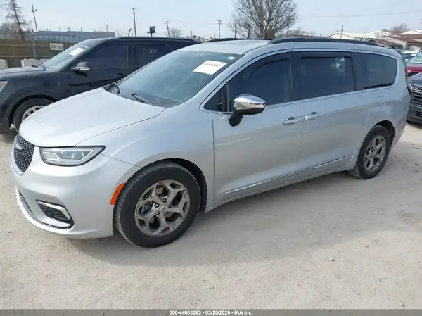 2C4RC1GG2PR520806 2023 CHRYSLER PACIFICA - Image 2