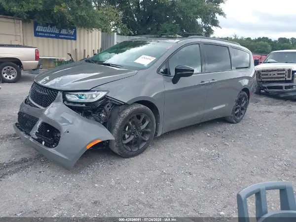 2C4RC1GG2SR524606 2025 CHRYSLER PACIFICA - Image 2
