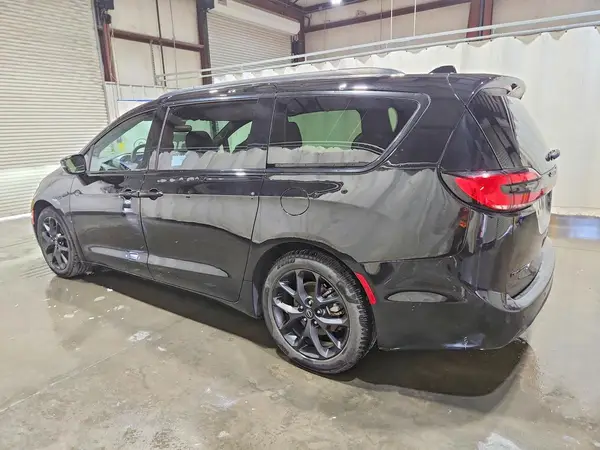 2C4RC1GG2SR551031 2025 CHRYSLER PACIFICA - Image 2