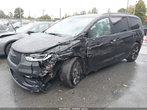 2C4RC1GG2SR566127 2025 CHRYSLER PACIFICA - Image 2
