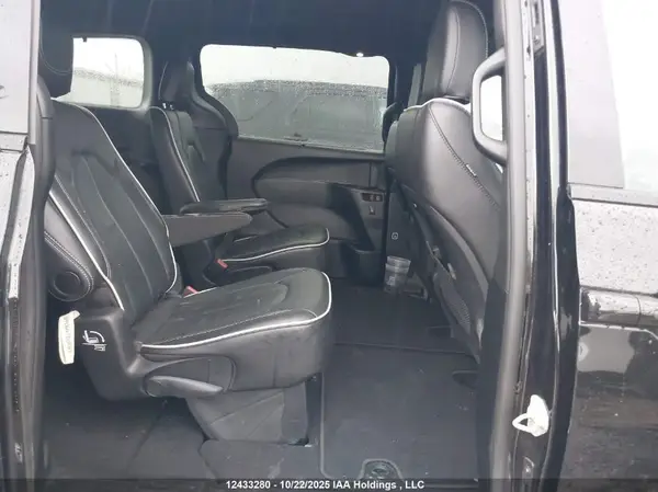 2C4RC1GG2SR602799 2025 CHRYSLER PACIFICA - Image 8