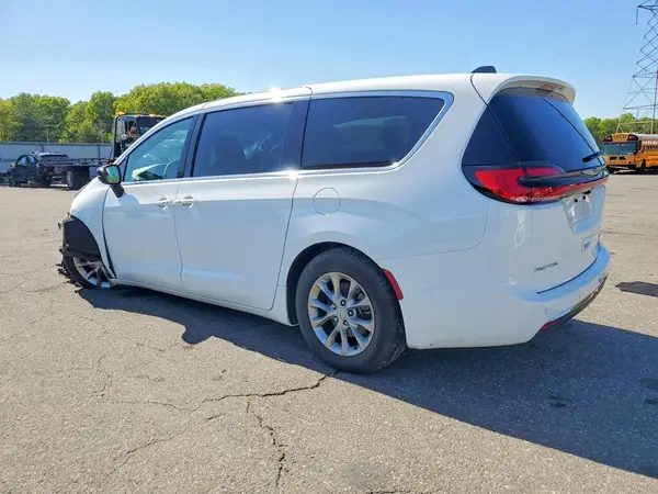 2C4RC1GG2TR187002 2026 CHRYSLER PACIFICA - Image 2