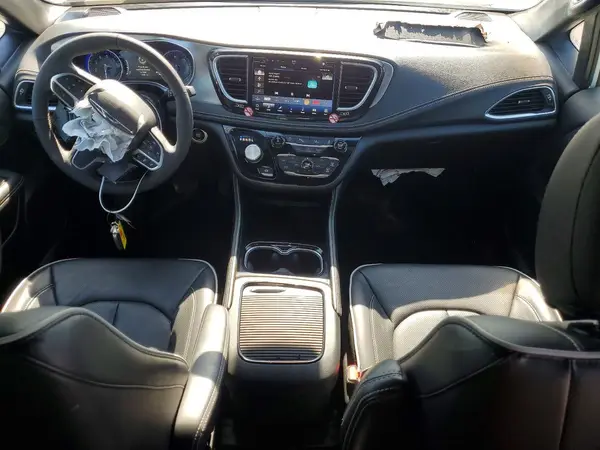 2C4RC1GG2TR187002 2026 CHRYSLER PACIFICA - Image 8