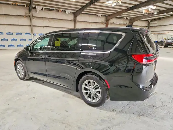 2C4RC1GG2TR254939 2026 CHRYSLER PACIFICA - Image 2
