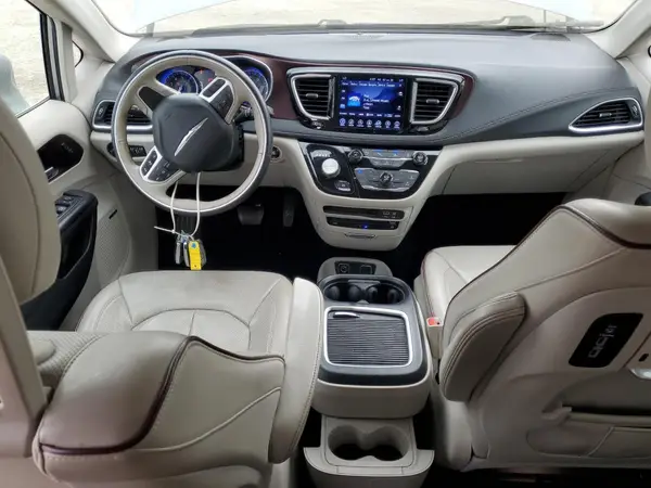 2C4RC1GG3HR500887 2017 CHRYSLER PACIFICA - Image 8