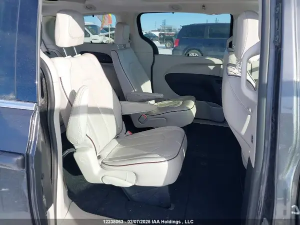 2C4RC1GG3HR510321 2017 CHRYSLER PACIFICA - Image 8