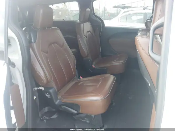 2C4RC1GG3HR528897 2017 CHRYSLER PACIFICA - Image 8