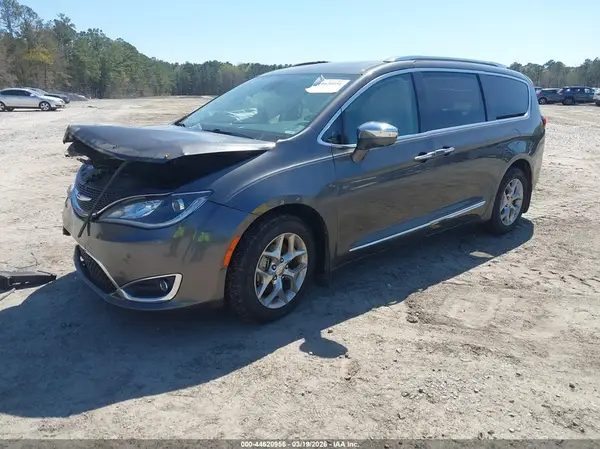 2C4RC1GG3HR534120 2017 CHRYSLER PACIFICA - Image 2