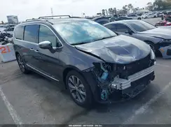 2C4RC1GG3HR559650 2017 CHRYSLER PACIFICA