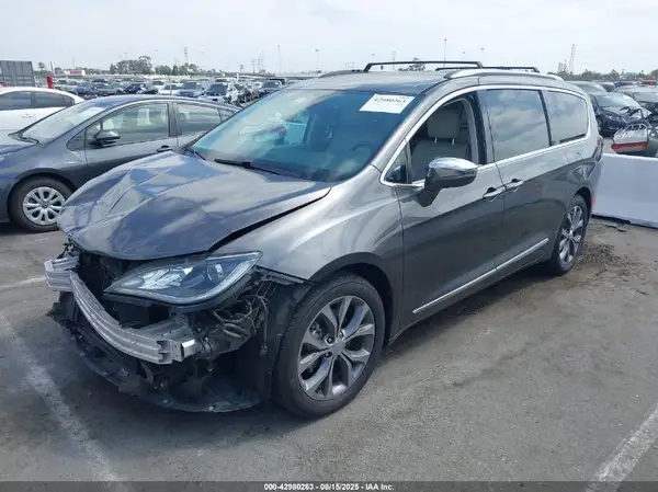 2C4RC1GG3HR559650 2017 CHRYSLER PACIFICA - Image 2