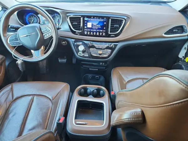 2C4RC1GG3HR607891 2017 CHRYSLER PACIFICA - Image 8