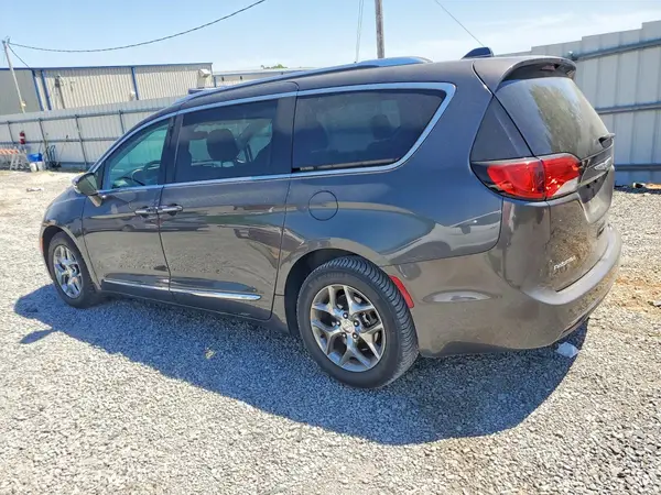 2C4RC1GG3HR610354 2017 CHRYSLER PACIFICA - Image 2