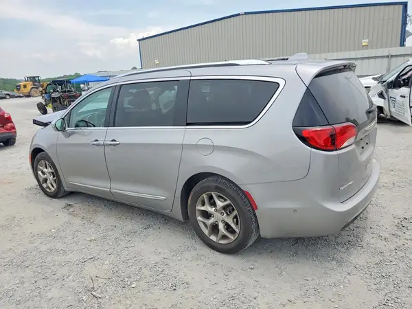 2C4RC1GG3HR648179 2017 CHRYSLER PACIFICA - Image 2