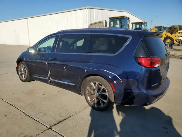 2C4RC1GG3HR649090 2017 CHRYSLER PACIFICA - Image 2