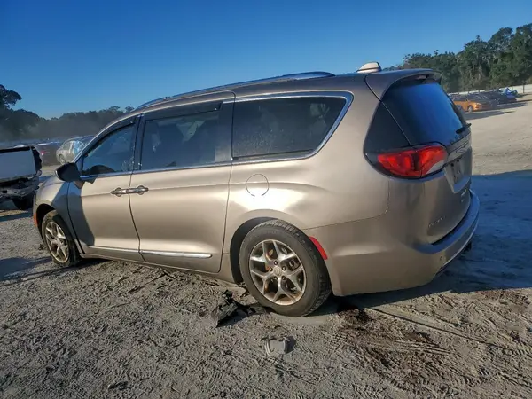 2C4RC1GG3HR650756 2017 CHRYSLER PACIFICA - Image 2
