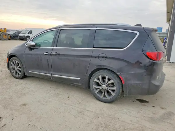 2C4RC1GG3HR656590 2017 CHRYSLER PACIFICA - Image 2