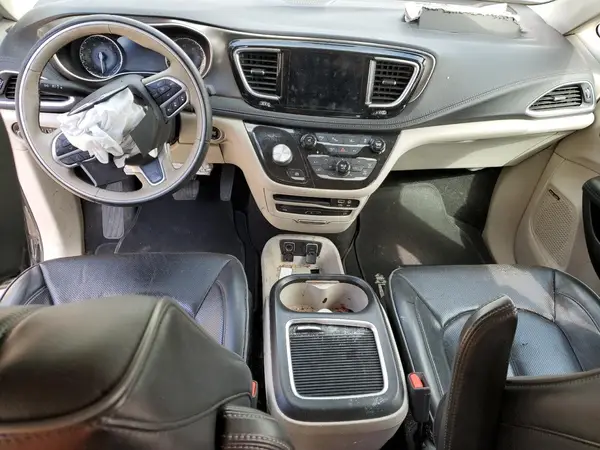 2C4RC1GG3HR660090 2017 CHRYSLER PACIFICA - Image 8