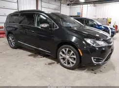 2C4RC1GG3HR661062 2017 CHRYSLER PACIFICA