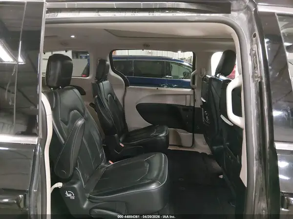 2C4RC1GG3HR661062 2017 CHRYSLER PACIFICA - Image 8