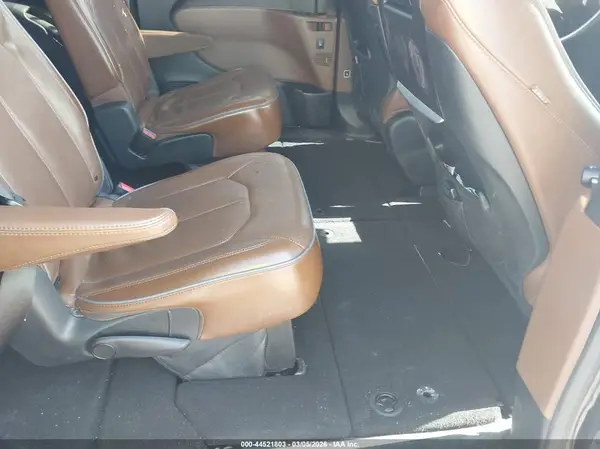 2C4RC1GG3HR665080 2017 CHRYSLER PACIFICA - Image 8