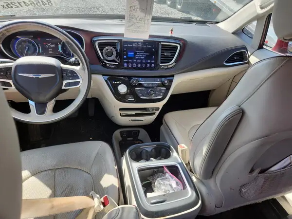 2C4RC1GG3HR665600 2017 CHRYSLER PACIFICA - Image 8