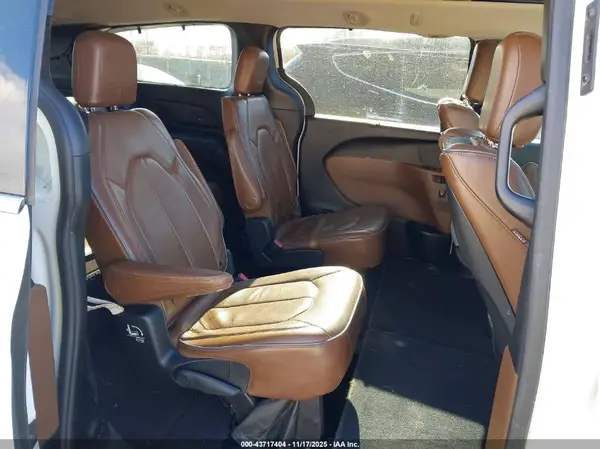 2C4RC1GG3HR670540 2017 CHRYSLER PACIFICA - Image 8