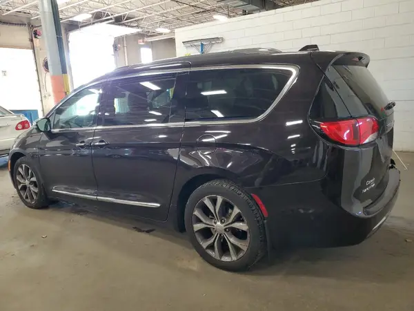 2C4RC1GG3HR683577 2017 CHRYSLER PACIFICA - Image 2