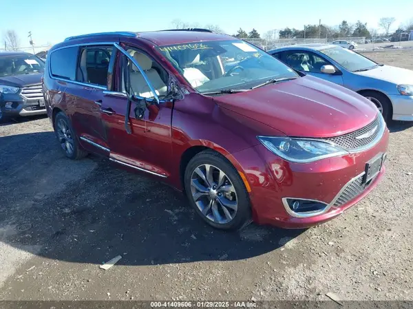 2C4RC1GG3HR684115 2017 CHRYSLER PACIFICA - Image 1