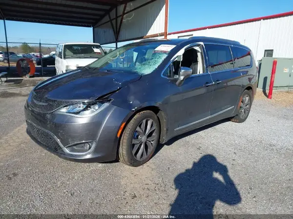 2C4RC1GG3HR704041 2017 CHRYSLER PACIFICA - Image 2