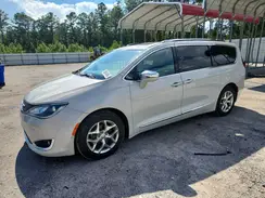 2C4RC1GG3HR705481 2017 CHRYSLER PACIFICA