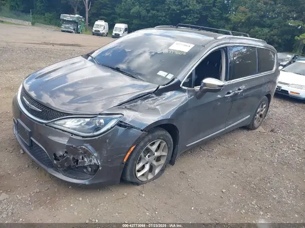 2C4RC1GG3HR712494 2017 CHRYSLER PACIFICA - Image 2