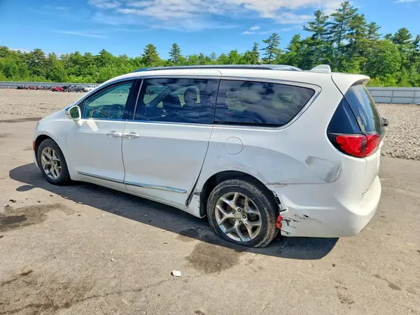 2C4RC1GG3HR744703 2017 CHRYSLER PACIFICA - Image 2