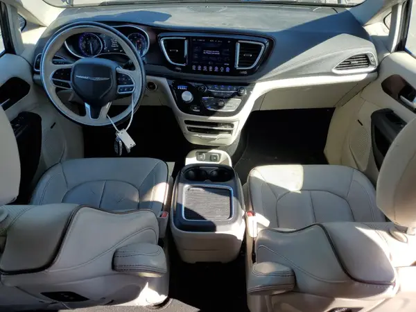 2C4RC1GG3HR748816 2017 CHRYSLER PACIFICA - Image 8