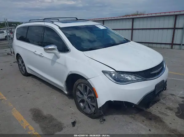 2C4RC1GG3HR751909 2017 CHRYSLER PACIFICA - Image 1