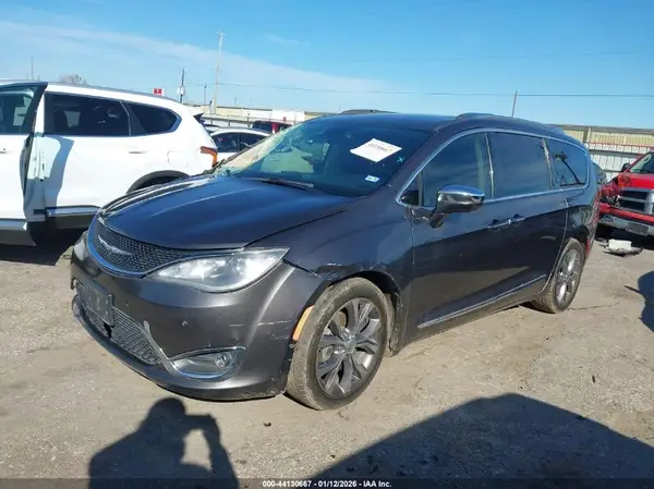 2C4RC1GG3HR759850 2017 CHRYSLER PACIFICA - Image 2