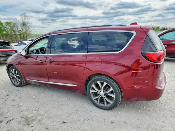 2C4RC1GG3HR771710 2017 CHRYSLER PACIFICA - Image 2