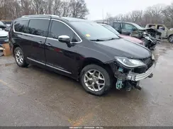 2C4RC1GG3HR804768 2017 CHRYSLER PACIFICA