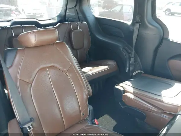 2C4RC1GG3HR804902 2017 CHRYSLER PACIFICA - Image 8
