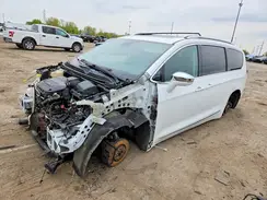 2C4RC1GG3HR811915 2017 CHRYSLER PACIFICA