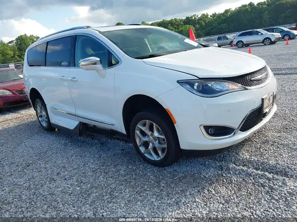 2C4RC1GG3HR836216 2017 CHRYSLER PACIFICA - Image 1
