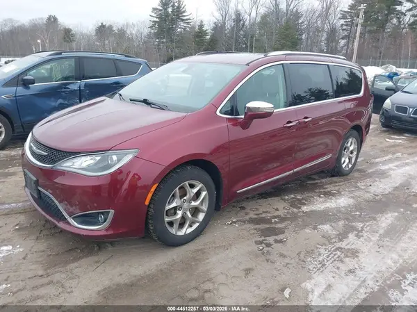 2C4RC1GG3HR838063 2017 CHRYSLER PACIFICA - Image 2