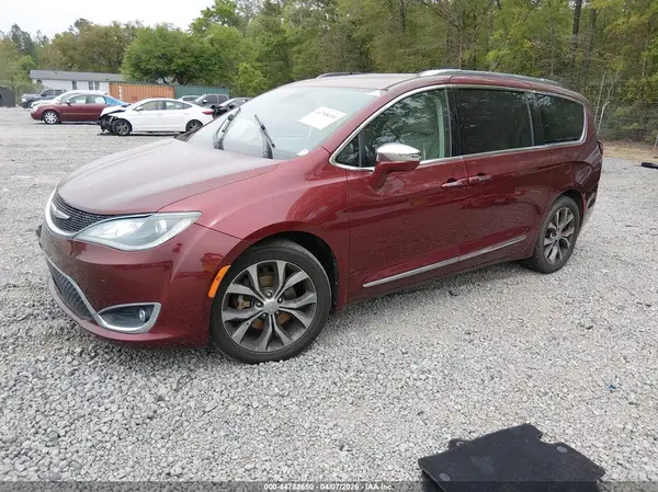 2C4RC1GG3JR100155 2018 CHRYSLER PACIFICA - Image 2