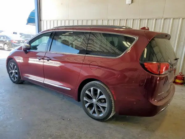 2C4RC1GG3JR100768 2018 CHRYSLER PACIFICA - Image 2