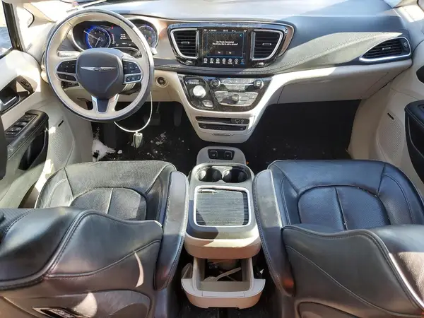 2C4RC1GG3JR104562 2018 CHRYSLER PACIFICA - Image 8
