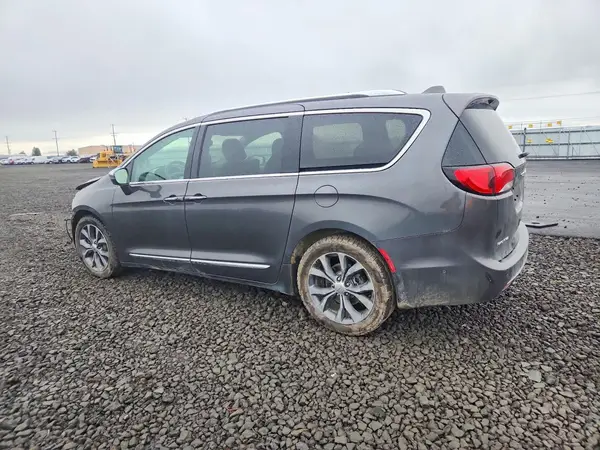2C4RC1GG3JR107431 2018 CHRYSLER PACIFICA - Image 2