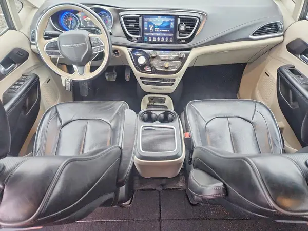 2C4RC1GG3JR107431 2018 CHRYSLER PACIFICA - Image 8