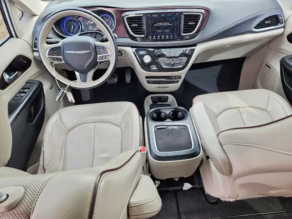 2C4RC1GG3JR109261 2018 CHRYSLER PACIFICA - Image 8