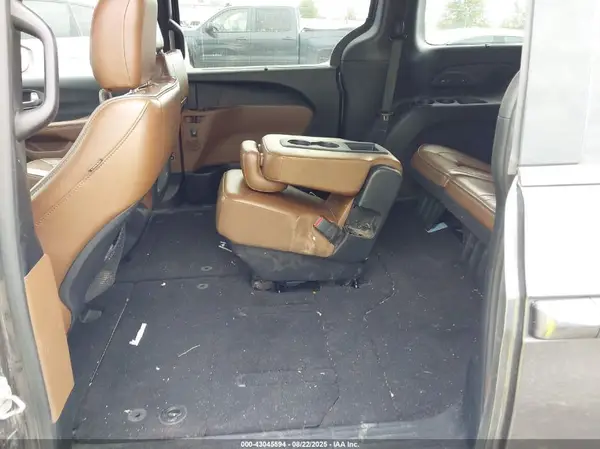 2C4RC1GG3JR110037 2018 CHRYSLER PACIFICA - Image 8